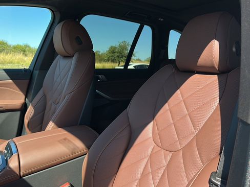 New 2026 BMW X5 sDrive40i w/ M Sport Package image 11