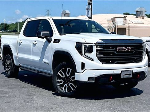 Used 2024 GMC Sierra 1500 AT4 w/ AT4 Preferred Package AWD/4WD image 37