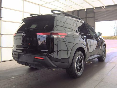 Certified 2025 Nissan Pathfinder Rock Creek image 4