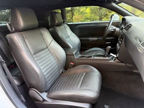 Used 2013 Dodge Challenger R/T Plus image 12