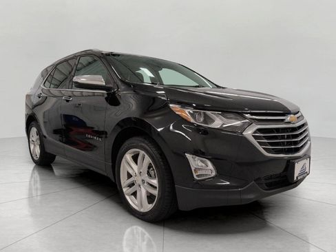 Used 2018 Chevrolet Equinox Premier FWD image 1