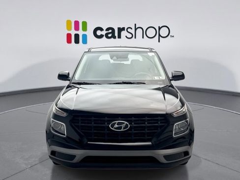 Used 2022 Hyundai Venue SE image 8