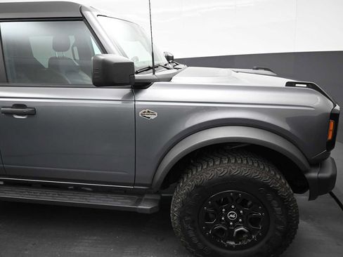 Used 2023 Ford Bronco Wildtrak AWD/4WD image 11