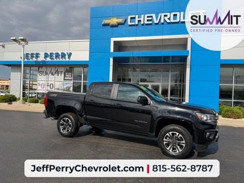 Used 2022 Chevrolet Colorado Z71 AWD/4WD image 1