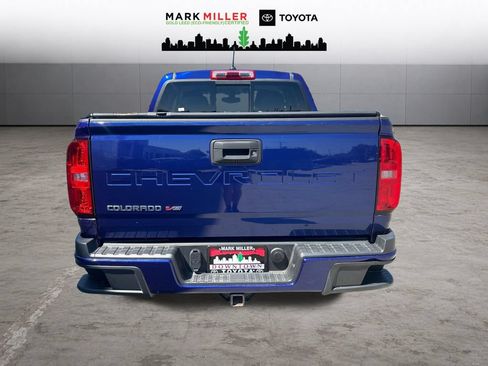 Used 2017 Chevrolet Colorado Z71 AWD/4WD image 4