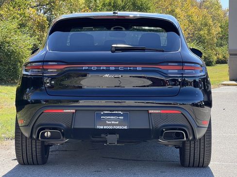 New 2026 Porsche Macan image 7