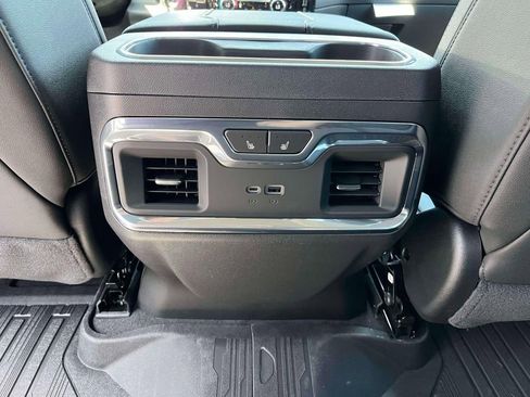 New 2026 GMC Sierra 1500 SLT w/ SLT Premium Plus Package AWD/4WD image 15