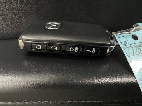Used 2025 MAZDA MAZDA3 s FWD image 28