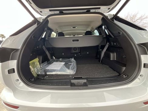 New 2026 Mitsubishi Outlander SE FWD image 14