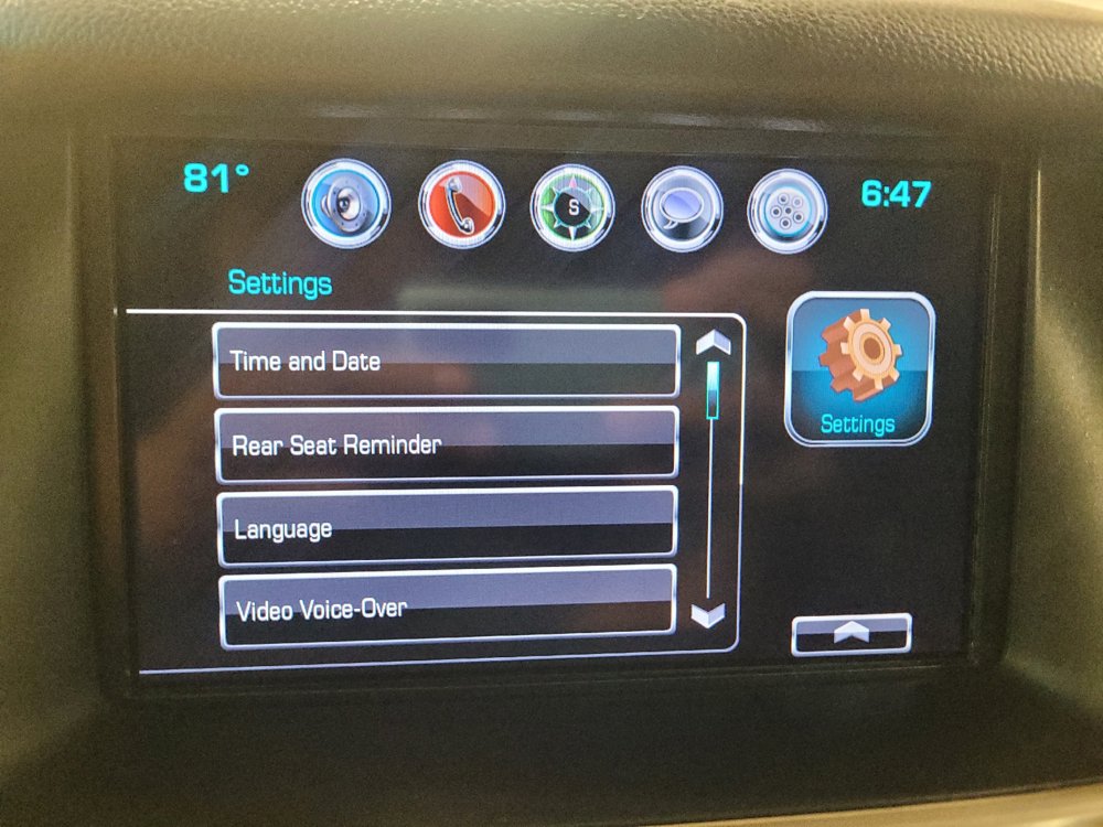 Used 2017 GMC Yukon Denali w/ Open Road Package AWD/4WD image 25