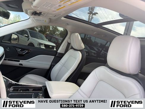 Used 2025 Lincoln Aviator 2WD w/ Equipment Group 101A image 16