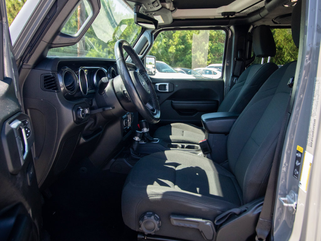 Used 2021 Jeep Wrangler Unlimited Sport AWD/4WD image 12