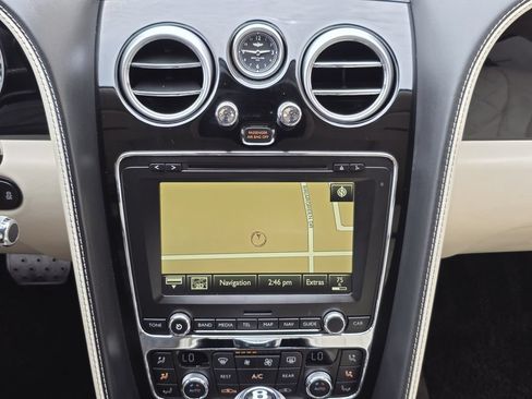 Used 2016 Bentley Flying Spur V8 AWD/4WD image 13