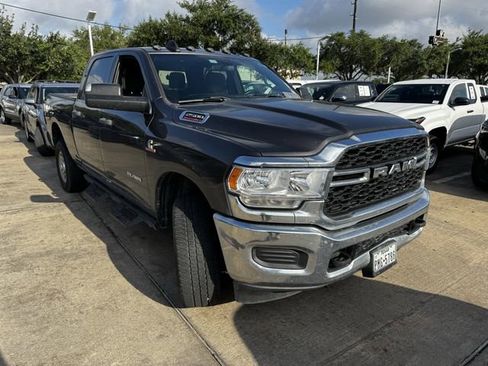 Used 2021 RAM 2500 Tradesman AWD/4WD image 3