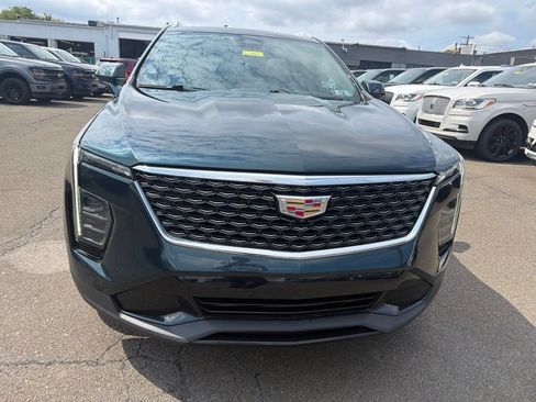 Used 2025 Cadillac XT4 Premium Luxury AWD/4WD image 8