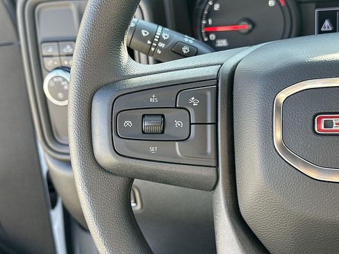 New 2026 GMC Sierra 3500 Pro w/ Fleet Convenience Package RWD image 9
