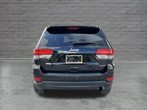 Certified 2022 Jeep Grand Cherokee Laredo E RWD image 7