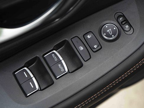 Used 2026 Honda HR-V Sport image 37