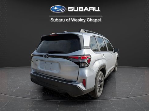 Used 2026 Subaru Forester Premium AWD/4WD image 5