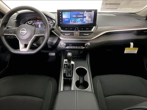 New 2026 Nissan Altima 2.5 SV w/ SV Special Edition Package FWD image 2