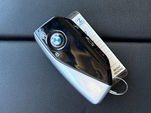 Used 2024 BMW X7 xDrive40i AWD/4WD image 23