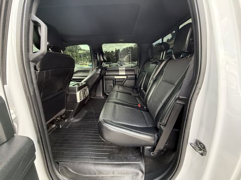 Used 2015 Ford F150 Lariat w/ Equipment Group 502A Luxury image 15