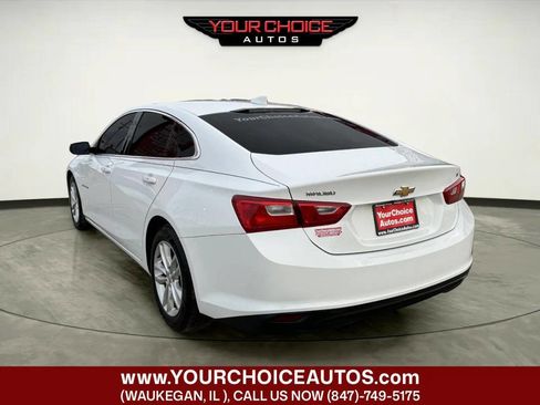 Used 2017 Chevrolet Malibu LT image 3