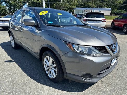 Used 2017 Nissan Rogue Sport S w/ S Appearance Package AWD/4WD image 10