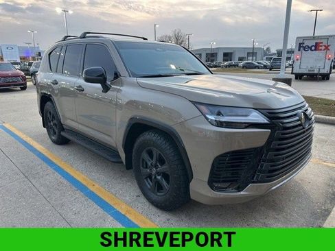 Used 2025 Lexus LX 700h Overtrail image 1
