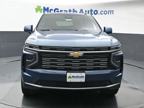 New 2025 Chevrolet Suburban High Country image 4