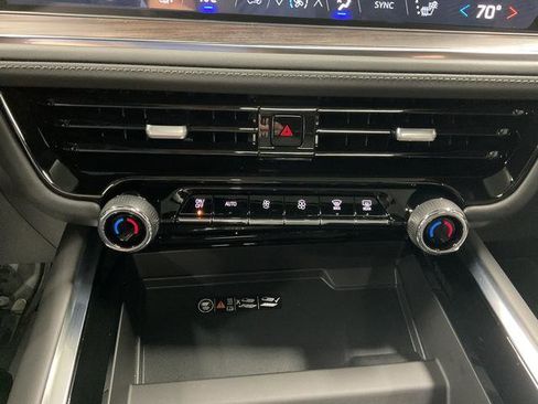 New 2026 Chevrolet Suburban Z71 w/ Comfort Package image 28