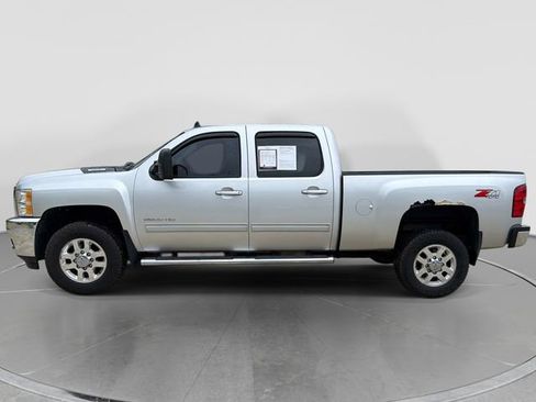 Used 2012 Chevrolet Silverado 2500 LTZ w/ LTZ Plus Package AWD/4WD image 7