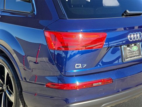 Used 2019 Audi Q7 3.0T Premium Plus w/ Premium Plus Package image 40