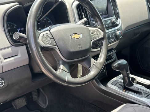 Used 2017 Chevrolet Colorado LT w/ LT Convenience Package RWD image 38