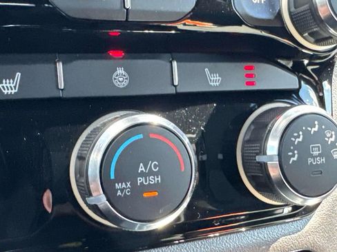 New 2025 RAM 1500 Big Horn AWD/4WD image 23