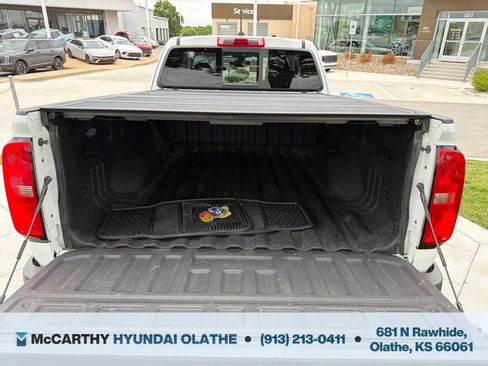Used 2018 Chevrolet Colorado Z71 AWD/4WD image 11