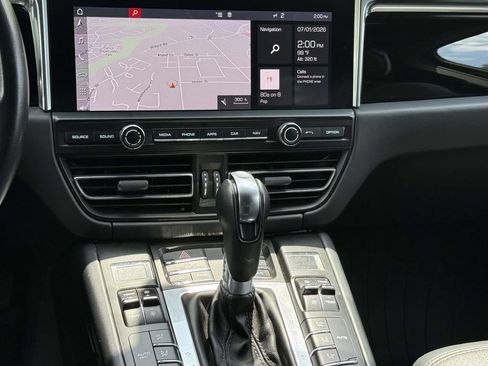 Used 2019 Porsche Macan S AWD/4WD image 18