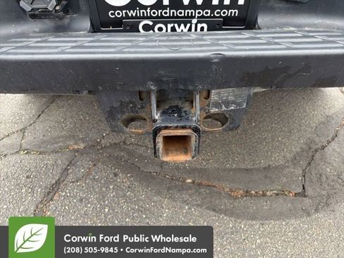 Used 2011 GMC Sierra 3500 SLE w/ SLE Preferred Package image 11