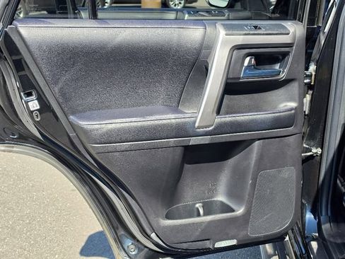 Used 2022 Toyota 4Runner TRD Sport AWD/4WD image 23