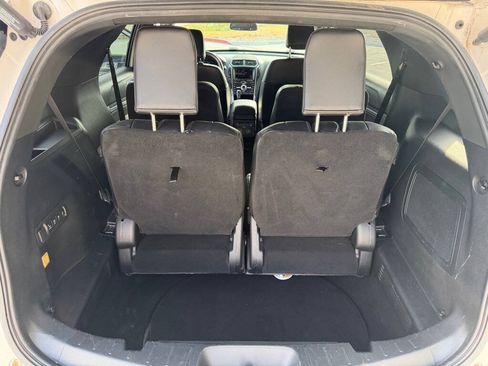 Used 2018 Ford Explorer Sport w/ Equipment Group 401A AWD/4WD image 13