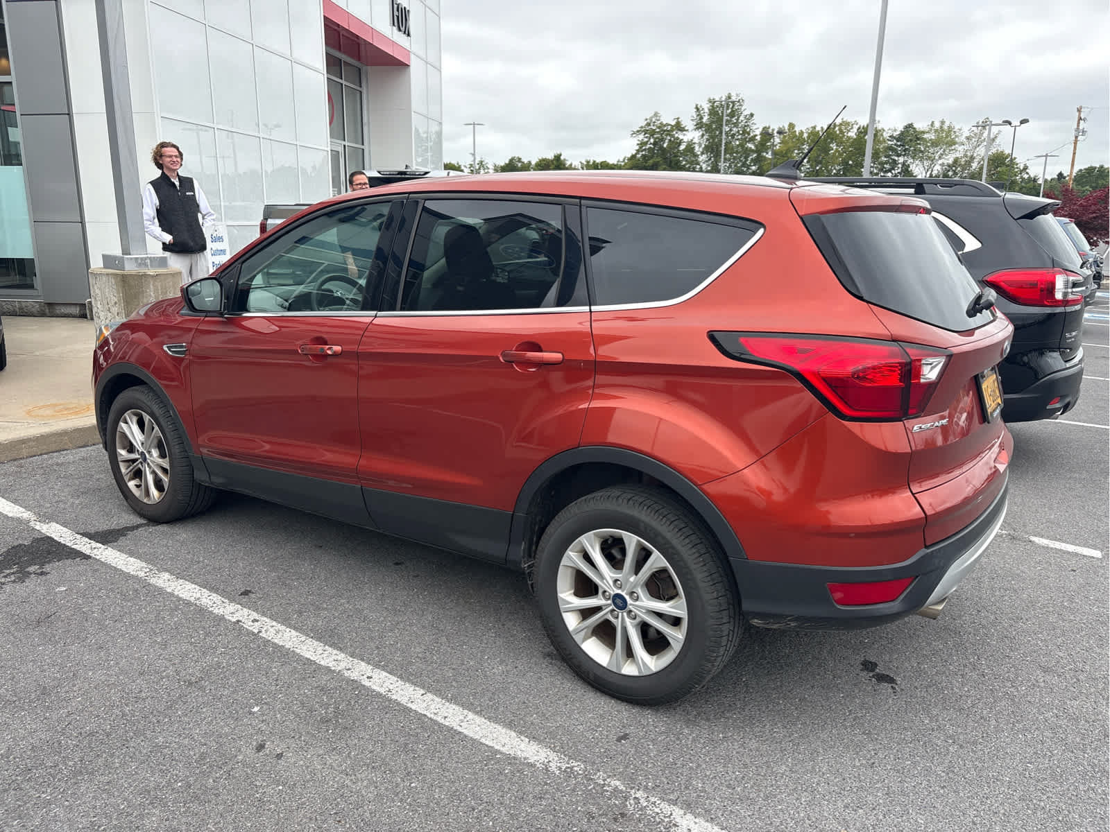 Used 2019 Ford Escape SE AWD/4WD image 5