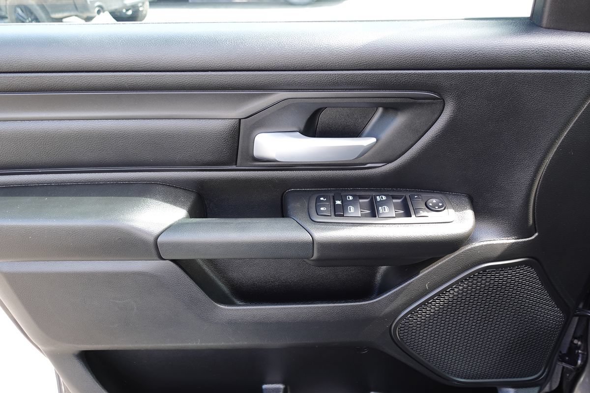 Used 2023 RAM 1500 Tradesman w/ Night Edition AWD/4WD image 12