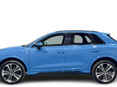 Used 2021 Audi Q3 2.0T Premium w/ Convenience Package AWD/4WD image 1