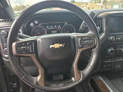 Used 2021 Chevrolet Silverado 1500 High Country w/ Z71 Off-Road Package AWD/4WD image 11