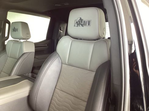 Used 2023 Chevrolet Silverado 1500 ZR2 w/ ZR2 Bison Edition image 10