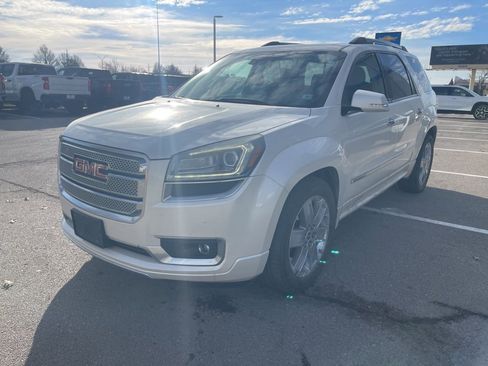 Used 2014 GMC Acadia Denali image 7