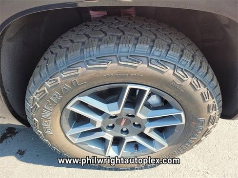 New 2026 GMC Terrain AT4 image 10