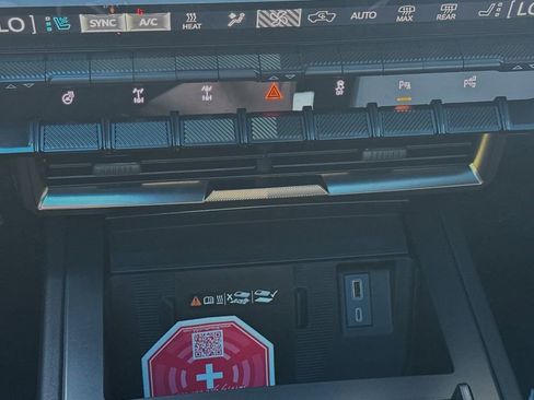 New 2025 GMC Hummer EV 3X w/ Extreme Off-Road Package image 19