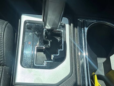Used 2019 Toyota Tundra Limited RWD image 14