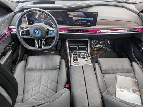 Certified 2024 BMW i7 xDrive60 w/ Premium Package AWD/4WD image 23